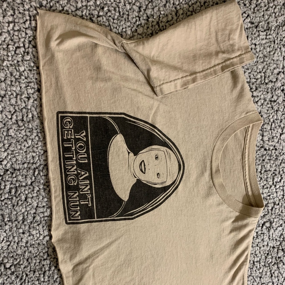 Graphic tee crop trop